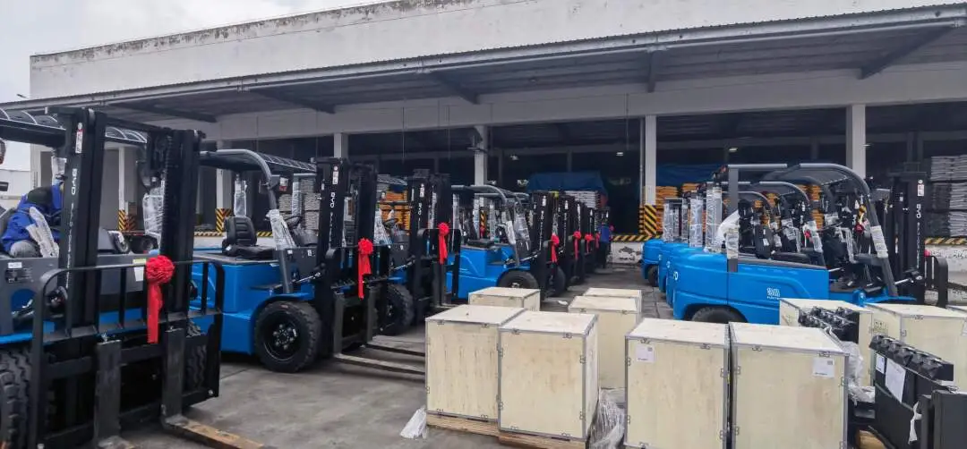 3.5 tons lithium battery forklift battery capacity selection 350Ah and 400Ah parameter difference(Image1)
