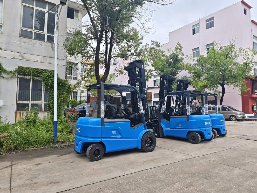 Beginner operation BYD GX20 stacker basic operation tutorial sharing(Image1)