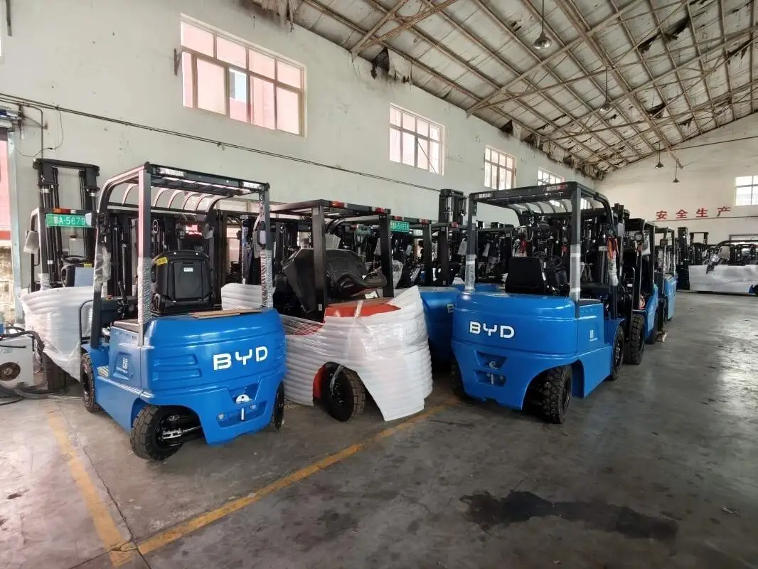 BYD Forklift Truck Automotive Industry Warehousing and Handling Solutions: Adapt to Lean Production and Create an Efficient Factory Logistics System(Image1) BYD Forklift Truck Automotive Industry Warehousing and Handling Solutions: Adapt to Lean Production and Create an Efficient Factory Logistics System(Image1)