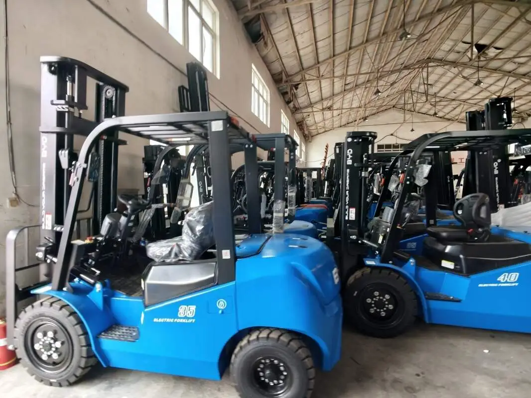What are the operation precautions for using BYD AF forklift in cold storage?(Image1)