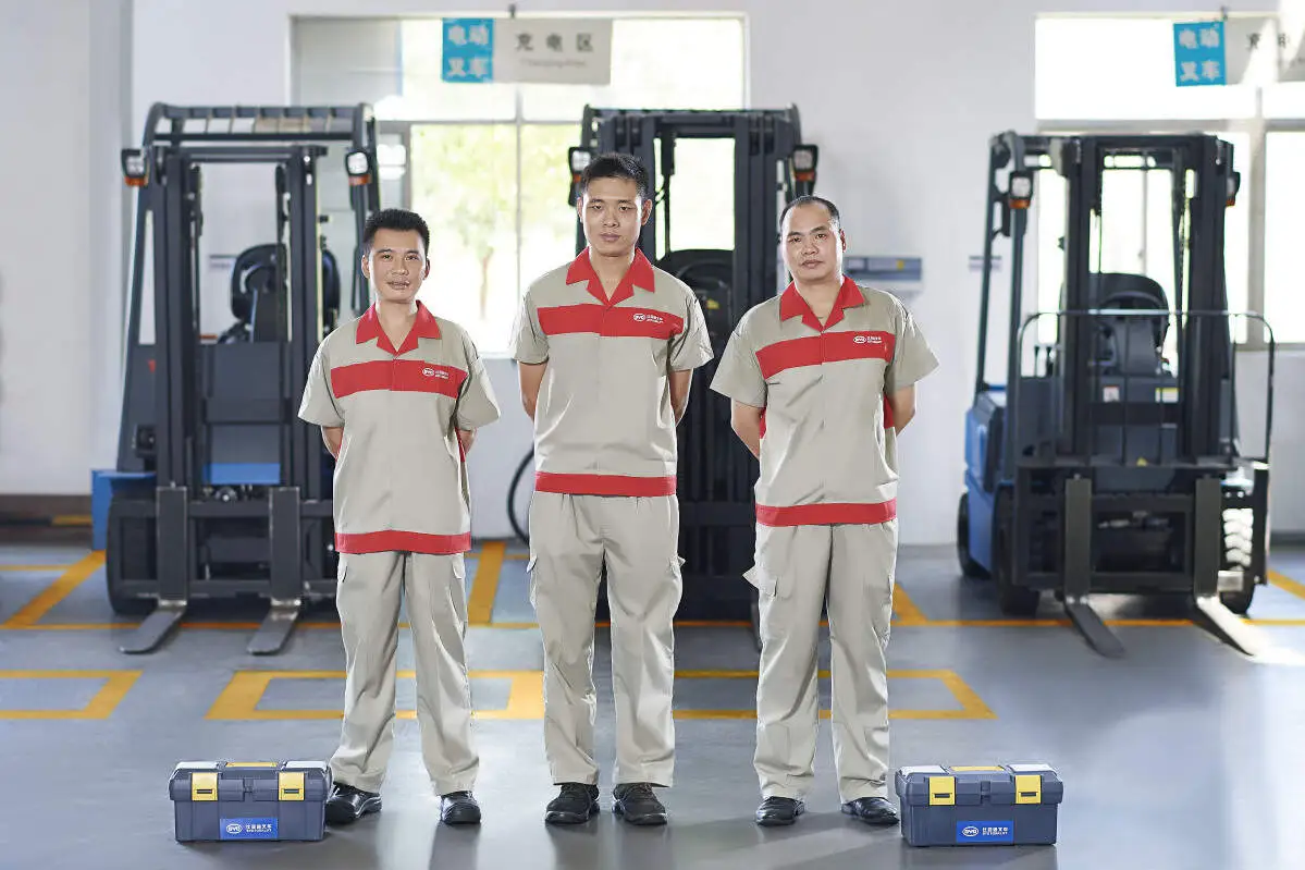 BYD 4.5-ton electric forklift two models positioning and selection suggestions(Image1)