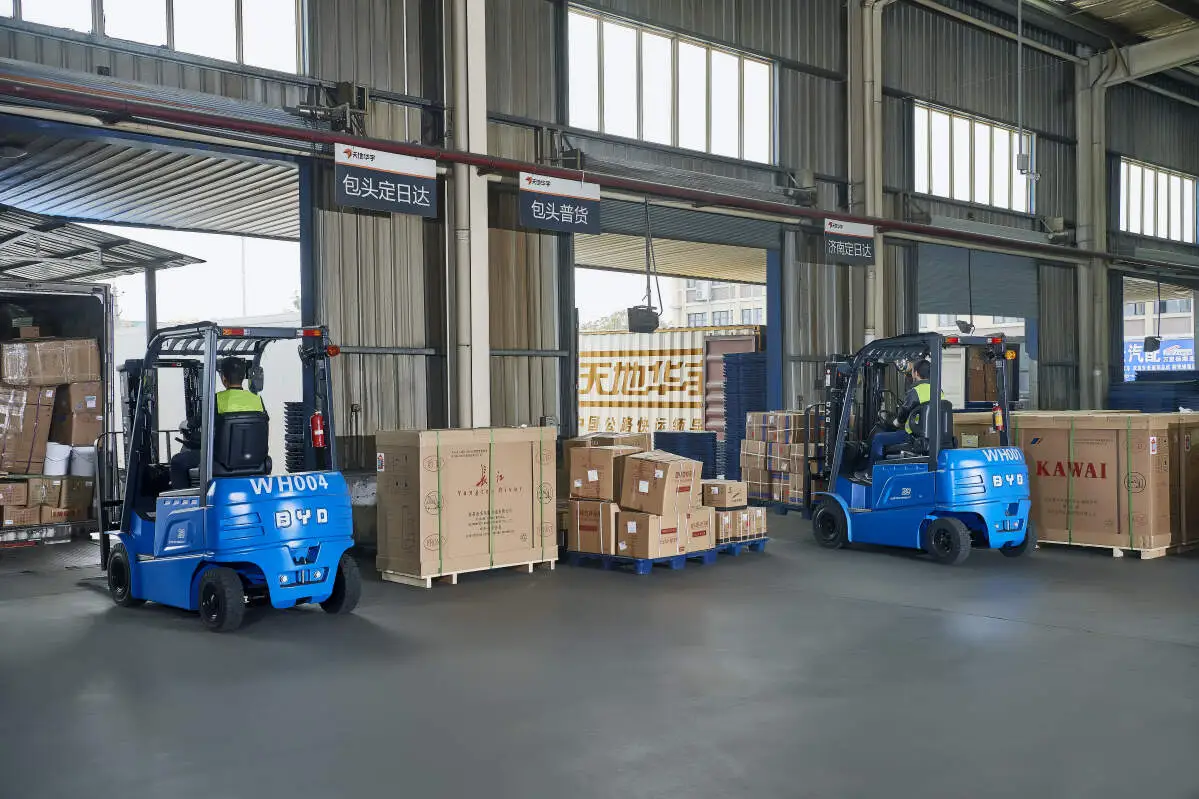 Chemical workshop material transfer equipment: explosion-proof lithium forklift application scheme(Image1)