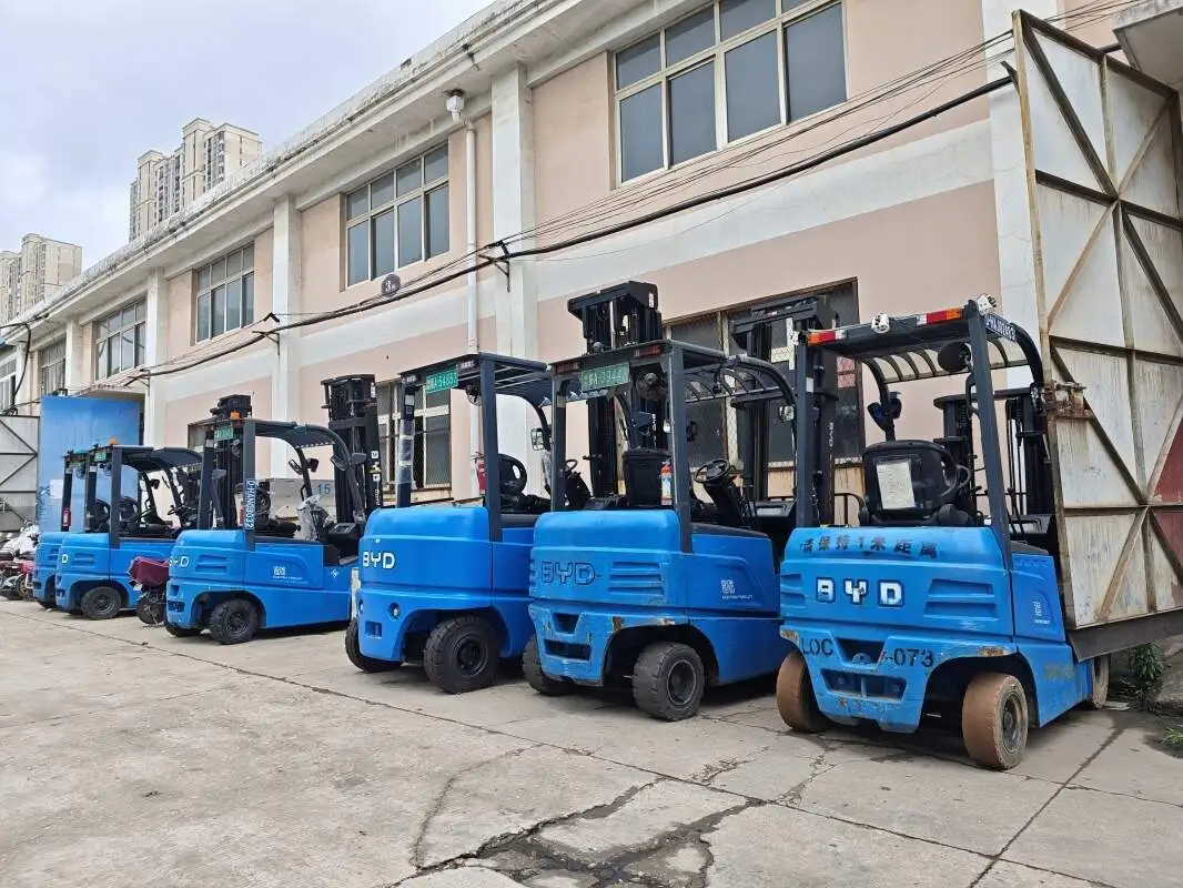 Montenegro: Factory Direct BYD Lithium Forklift for Local Cargo Handling(Image1) Montenegro: Factory Direct BYD Lithium Forklift for Local Cargo Handling(Image1)