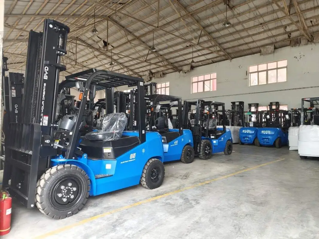 BYD forklift paper industry storage and handling solution: adapt to heavy-duty and dusty working conditions, help green 