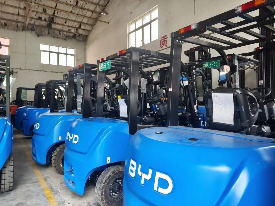 BYD forklift storage and handling solutions for the pharmaceutical industry: adapt to the needs of clean cold chain and 