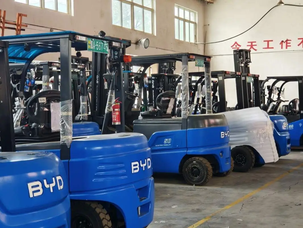 Key points for purchasing stacking equipment in narrow-channel warehouses, introduction to S20PS vehicle configuration