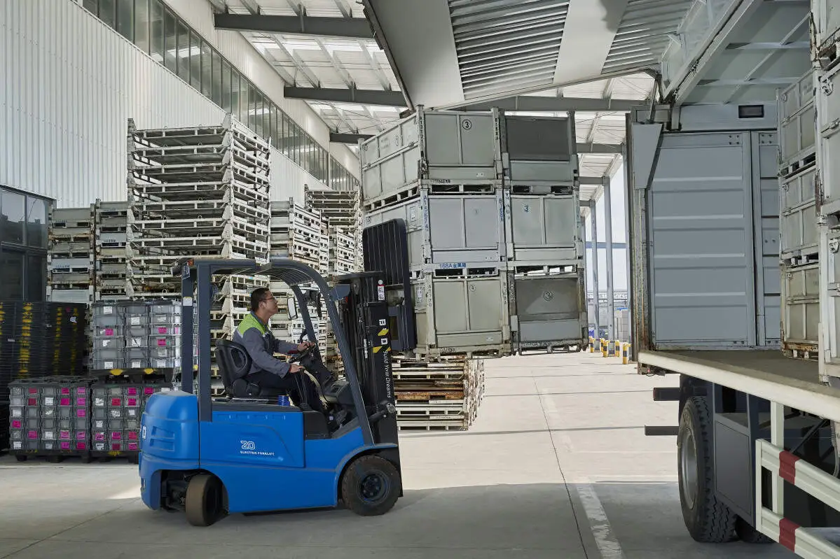 Can lithium forklifts really be charged at any time? A few common misconceptions about batteries
