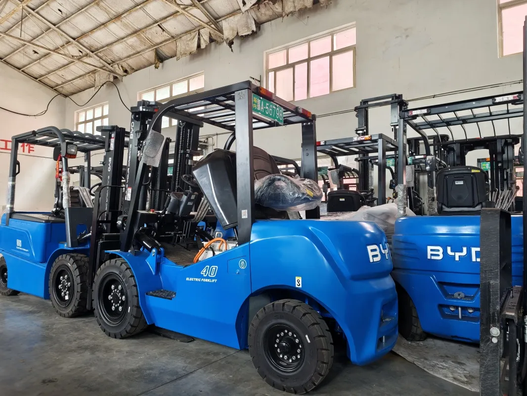 Fuel forklift vs BYD lithium battery forklift, detailed comparison of factory five-year use cost(Image1) Fuel forklift vs BYD lithium battery forklift, detailed comparison of factory five-year use cost(Image1)