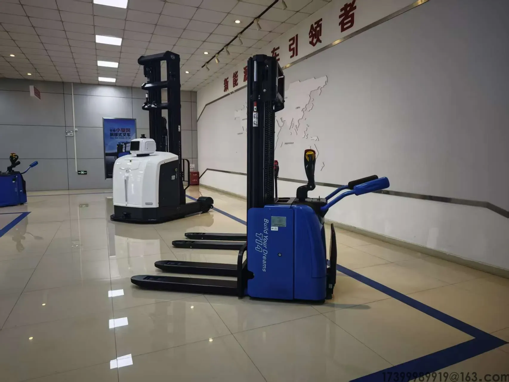 What is a Stand-Up Powered Industrial Truck? BYD Forklift Empowers Efficient Warehouse Operations